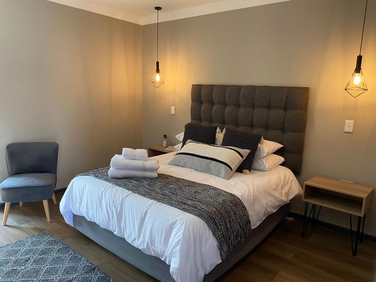 The Jackal Guesthouse Aliwal North Eksteriør billede